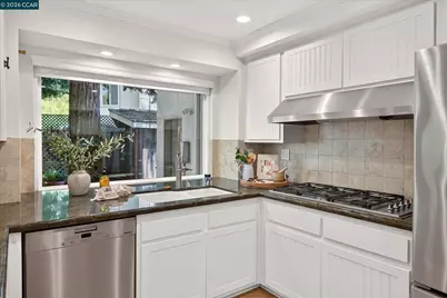 25 Lynnbrook Ct, San Ramon, CA 94582 - Photo 27