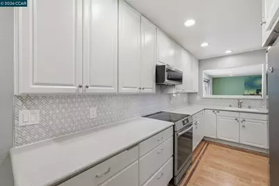 1501 Lassen Ct, Vallejo, CA 94591 - Photo 21