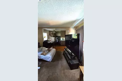 8600 Seneca Street, Oakland, CA 94605 - Photo 15