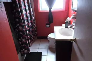 8600 Seneca St, Oakland, CA 94605 - Photo 7