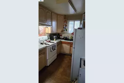 8600 Seneca Street, Oakland, CA 94605 - Photo 9