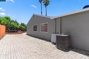 12 Merrimac Pl, Pittsburg, CA 94565 - Photo 27