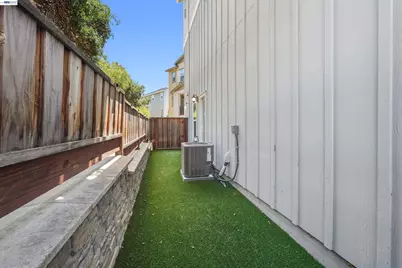 24107 Amaranth Loop, Hayward, CA 94541 - Photo 29