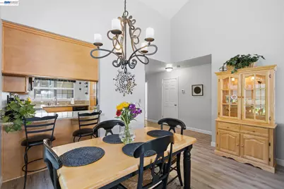 1896 Brixton Ct, San Jose, CA 95132 - Photo 9