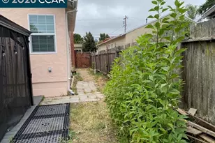 559 43rd St, Richmond, CA 94805 - Photo 27