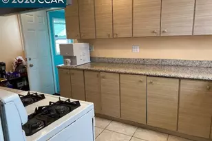 559 43rd St, Richmond, CA 94805 - Photo 7