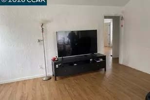 559 43rd St, Richmond, CA 94805 - Photo 3