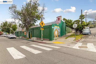 9346 Macarthur Blvd, Oakland, CA 94605 - Photo 3