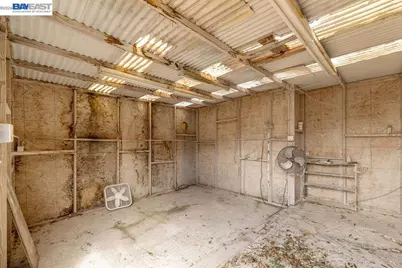 9346 Macarthur Blvd, Oakland, CA 94605 - Photo 9