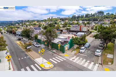 9346 Macarthur Blvd, Oakland, CA 94605 - Photo 19