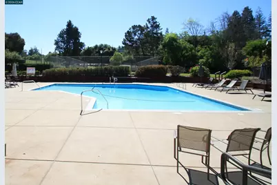 1506 Ashwood Dr, Martinez, CA 94553 - Photo 23