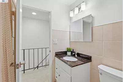 27540 Ponderosa Ct, Hayward, CA 94545 - Photo 25