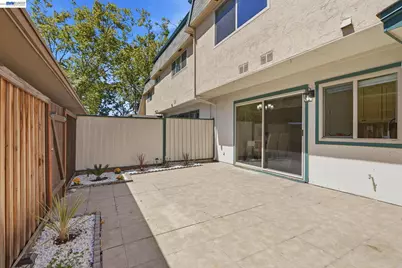 27540 Ponderosa Ct, Hayward, CA 94545 - Photo 31