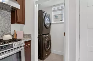 411 Rhythm Ln, Hayward, CA 94544 - Photo 15