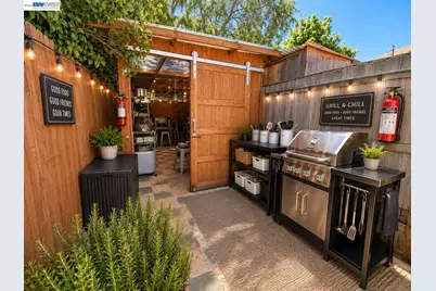33 Visitation Ave, Brisbane, CA 94005 - Photo 7
