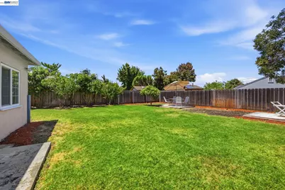 1135 Via Esperanza, San Lorenzo, CA 94580 - Photo 35