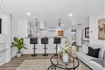 406 Mini Dr, Vallejo, CA 94589 - Photo 3
