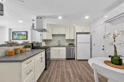 406 Mini Dr, Vallejo, CA 94589 - Photo 25
