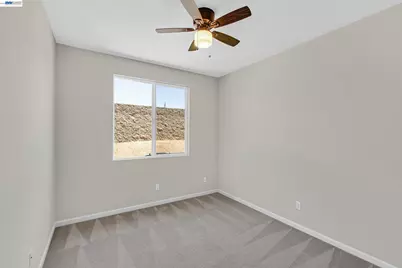 8415 Merry Hill Way, Elk Grove, CA 95624 - Photo 23