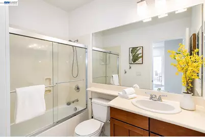 1026 Aquamarine Ter, Union City, CA 94587 - Photo 23