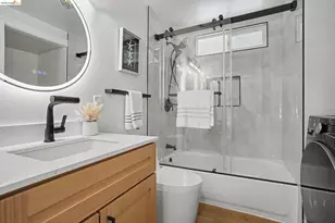 2185 Trafalgar Pl, Oakland, CA 94611 - Photo 21