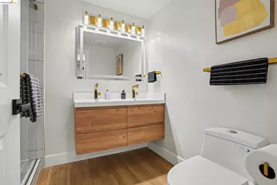 2185 Trafalgar Pl, Oakland, CA 94611 - Photo 19