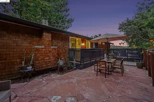 2185 Trafalgar Pl, Oakland, CA 94611 - Photo 33