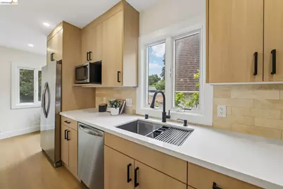 4049 Canon Ave, Oakland, CA 94602 - Photo 17