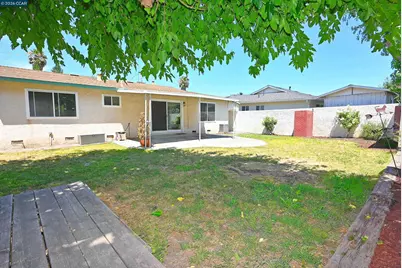 2457 Tanager Ct, Concord, CA 94520 - Photo 31