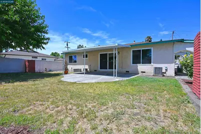 2457 Tanager Ct, Concord, CA 94520 - Photo 27