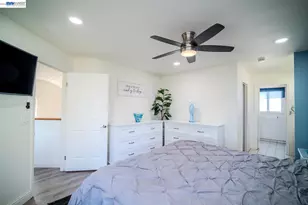 230 Laurelwood Cir, Manteca, CA 95336 - Photo 9