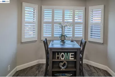 230 Laurelwood Cir, Manteca, CA 95336 - Photo 3