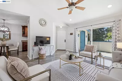 370 Sequim Cmn, Fremont, CA 94539 - Photo 5