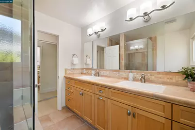 2082 Stratton Rd, Walnut Creek, CA 94598 - Photo 41
