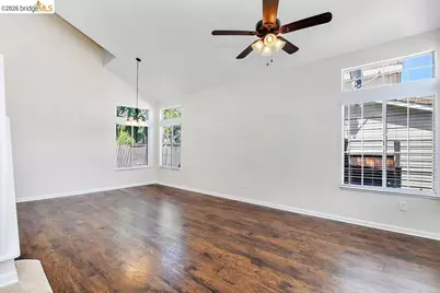 5104 Grass Valley Way, Antioch, CA 94531 - Photo 5