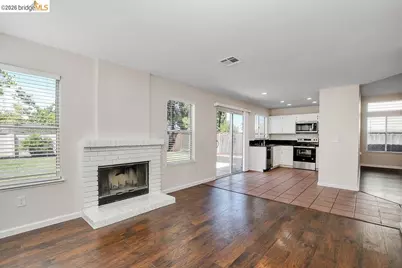 5104 Grass Valley Way, Antioch, CA 94531 - Photo 9