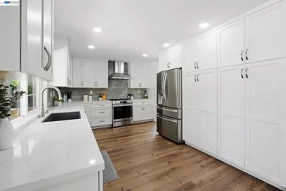 4346 Fallbrook Rd, Concord, CA 94521 - Photo 11