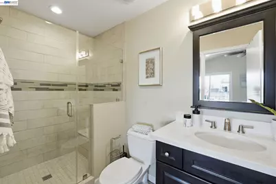 4346 Fallbrook Rd, Concord, CA 94521 - Photo 49