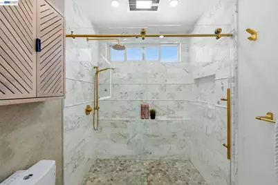 4346 Fallbrook Rd, Concord, CA 94521 - Photo 31