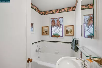 407 Harlow Dr, Antioch, CA 94509 - Photo 17
