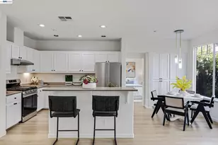 105 Chesapeake Dr, Union City, CA 94587 - Photo 17