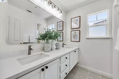 105 Chesapeake Dr, Union City, CA 94587 - Photo 33