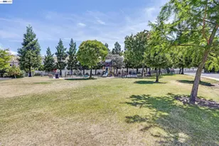 105 Chesapeake Dr, Union City, CA 94587 - Photo 39