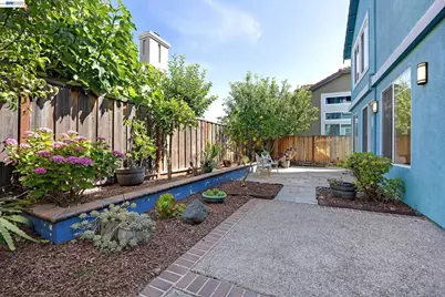 105 Chesapeake Dr, Union City, CA 94587 - Photo 37