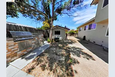 1612 Geyser Cir, Antioch, CA 94509 - Photo 53