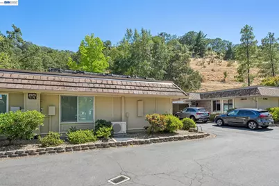2029 Ptarmigan Dr #2, Walnut Creek, CA 94595 - Photo 3