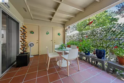 2029 Ptarmigan Dr #2, Walnut Creek, CA 94595 - Photo 35