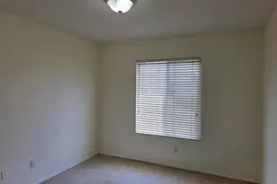 132 Citrine Ct, Gardena, CA 90248 - Photo 17