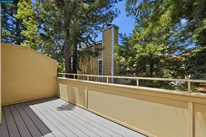 775 Center Ave, Martinez, CA 94553 - Photo 9
