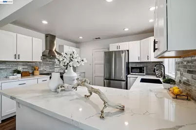 2107 Lessley Ave, Castro Valley, CA 94546 - Photo 15